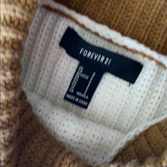 Forever 21 cropped knit sweater - Picture 2 of 4